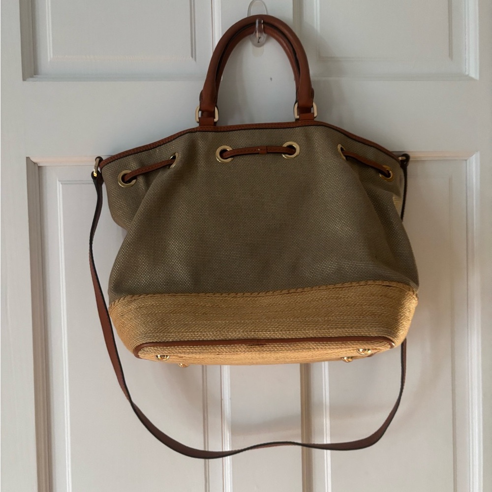 Elegant Tan and Brown Michael Kors